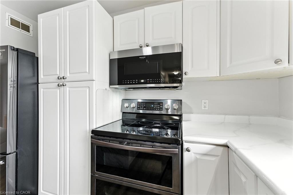 53 Hawtrey Road Property Photo 11