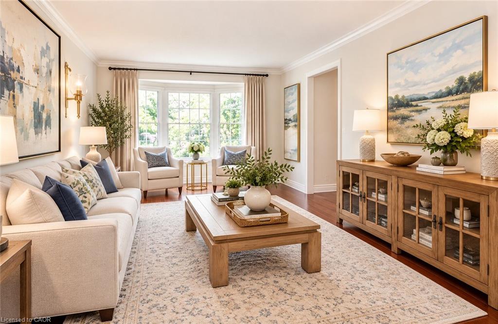 500 Blenheim Crescent Property Photo 6