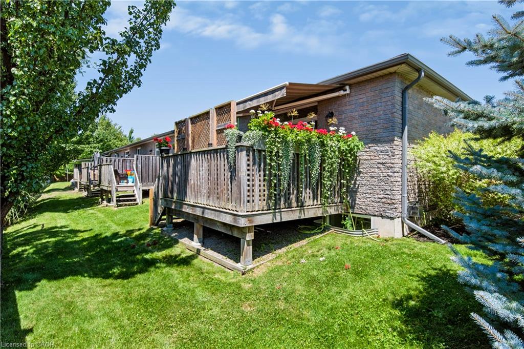 22-244 Dundas Street W Property Photo 30