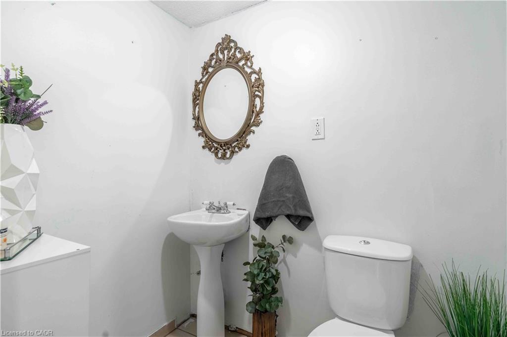 68 Aberdeen Street Property Photo 37