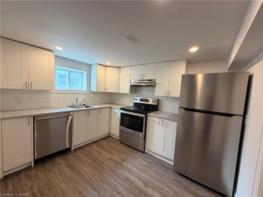 246 East 27th Street Property Photo 1
