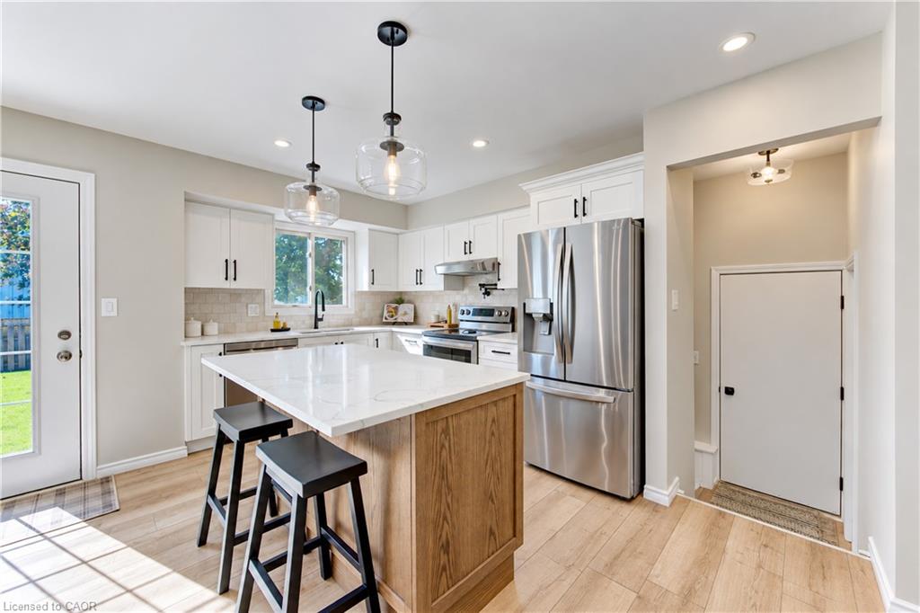 23 Jacob Street W Property Photo 15