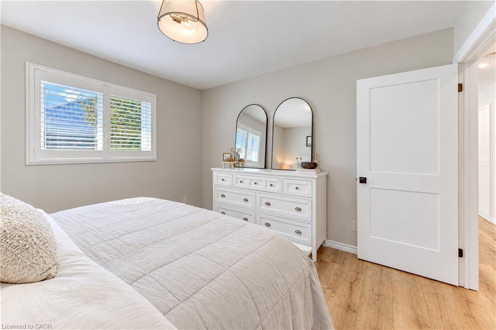23 Jacob Street W Property Photo 28