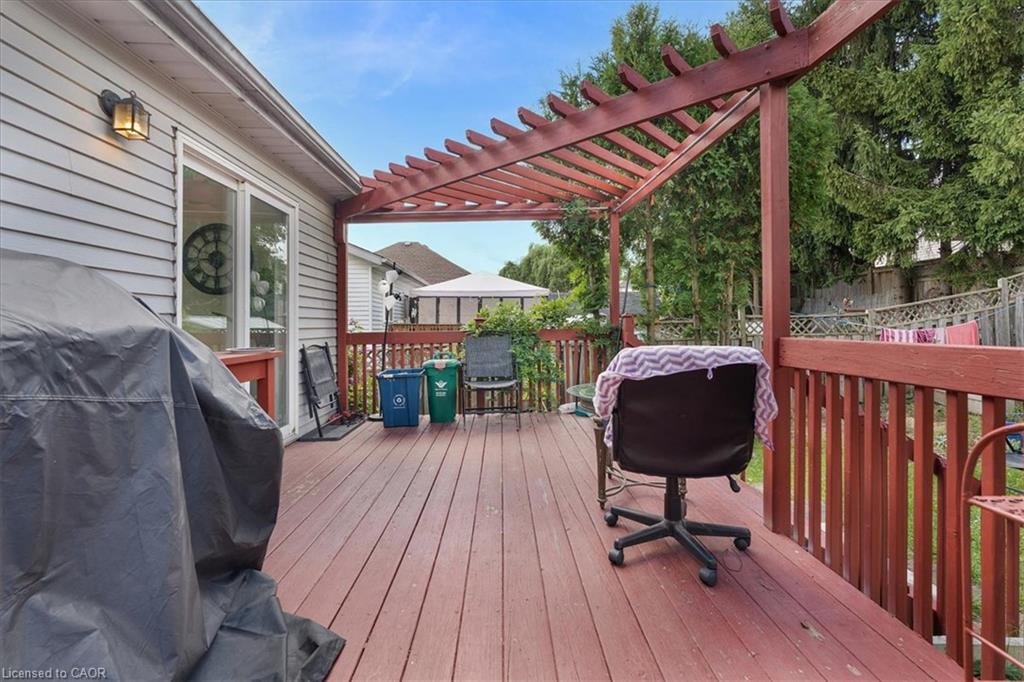 150 Bankside Drive Property Photo 35