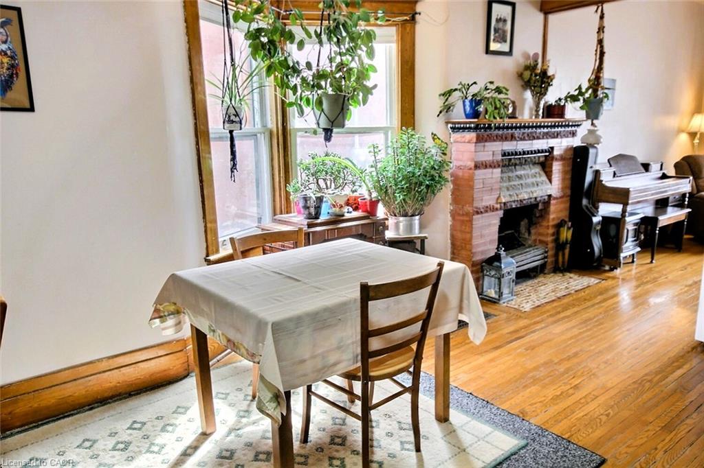 223 Water Street N Property Photo 7