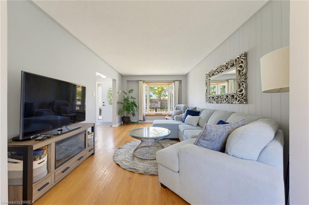 9 Onslow Court Property Photo 5