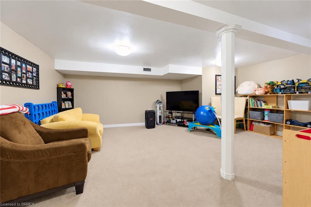 9 Onslow Court Property Photo 15