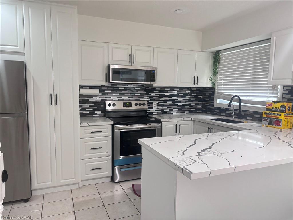 B24-211 Veronica Drive Property Photo 4