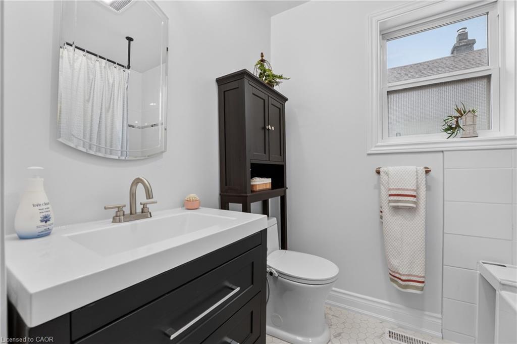32 Richmond Avenue Property Photo 20