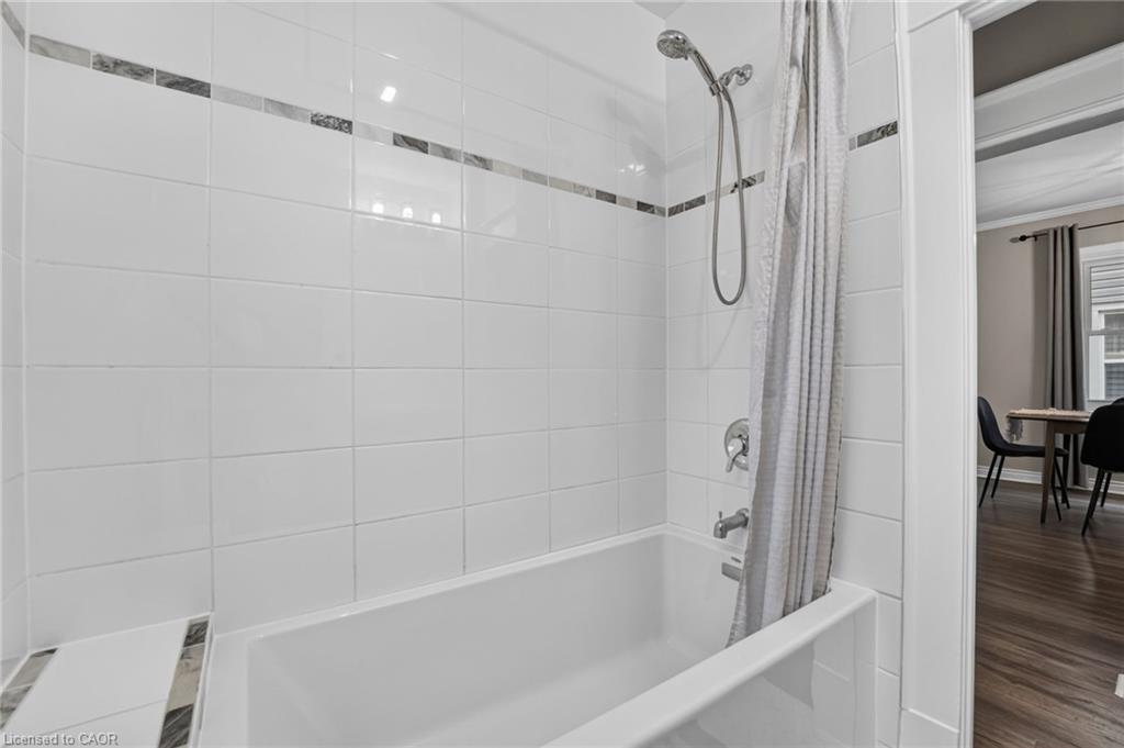 32 Richmond Avenue Property Photo 21