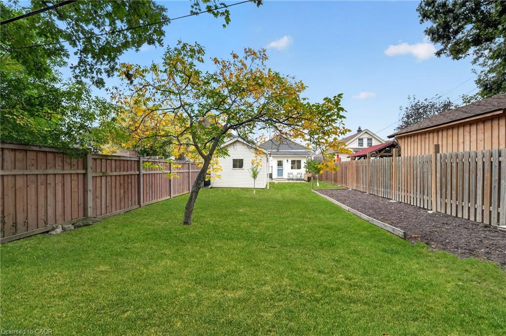 32 Richmond Avenue Property Photo 34