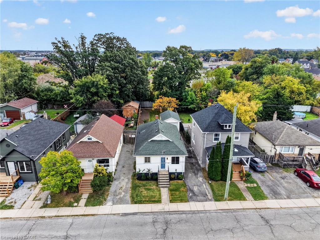 32 Richmond Avenue Property Photo 35