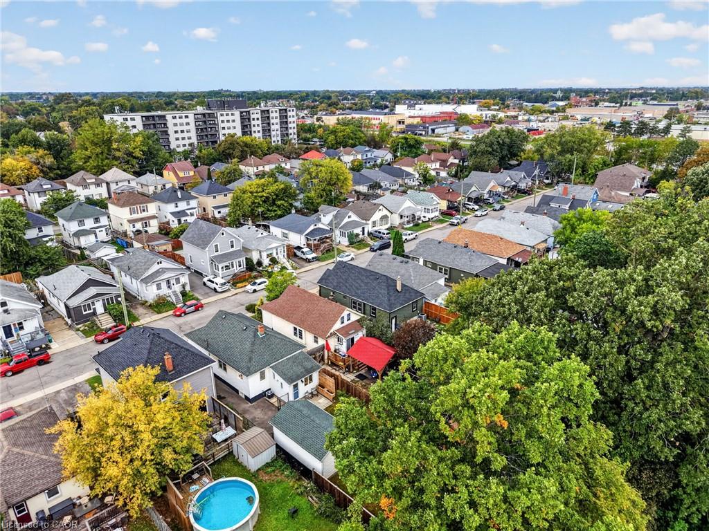 32 Richmond Avenue Property Photo 38