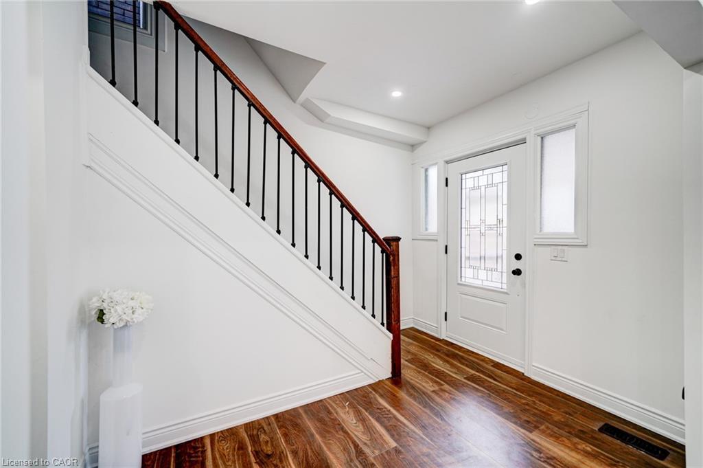 9 Gibson Avenue Property Photo 2