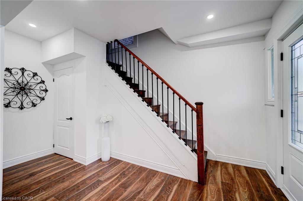 9 Gibson Avenue Property Photo 3