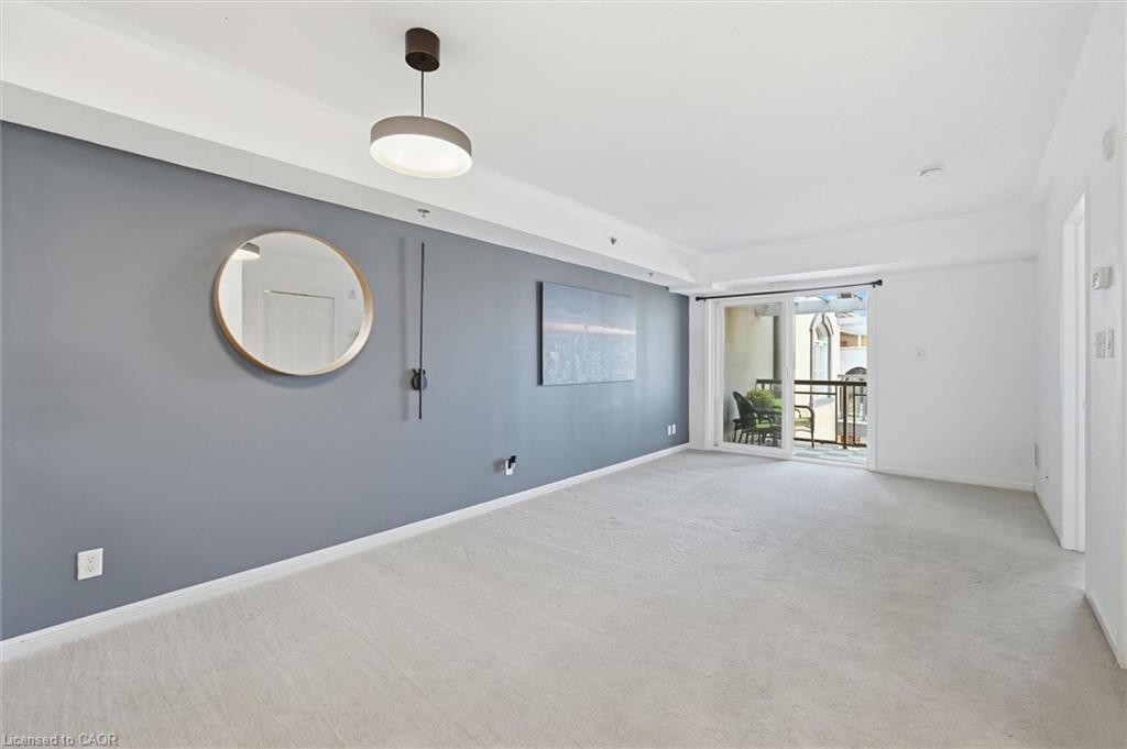 429-3070 Rotary Way Property Photo 11