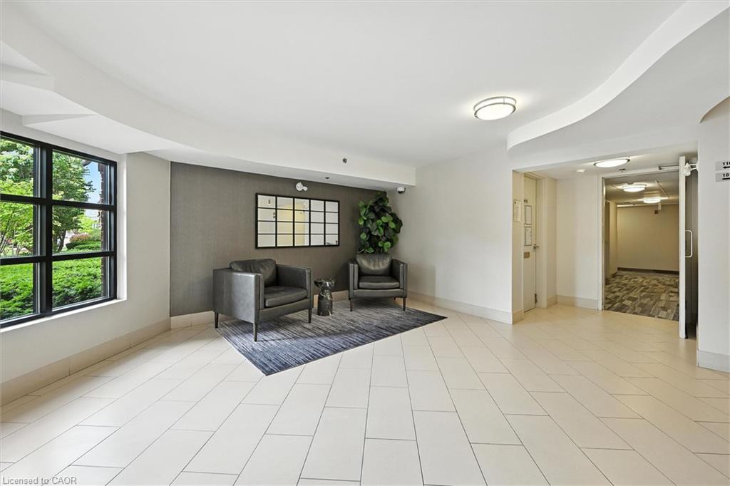 429-3070 Rotary Way Property Photo 30