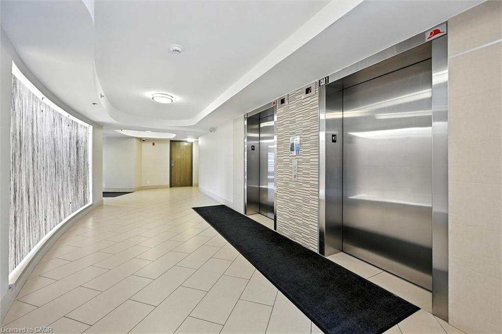 429-3070 Rotary Way Property Photo 33