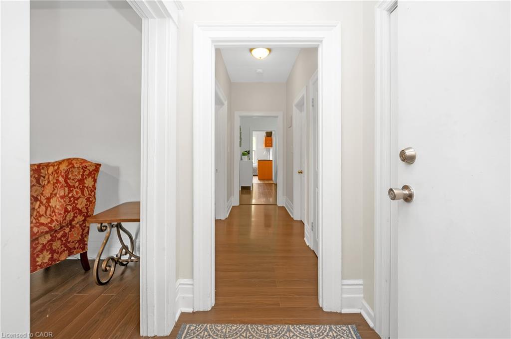 117 Fairleigh Avenue S Property Photo 4