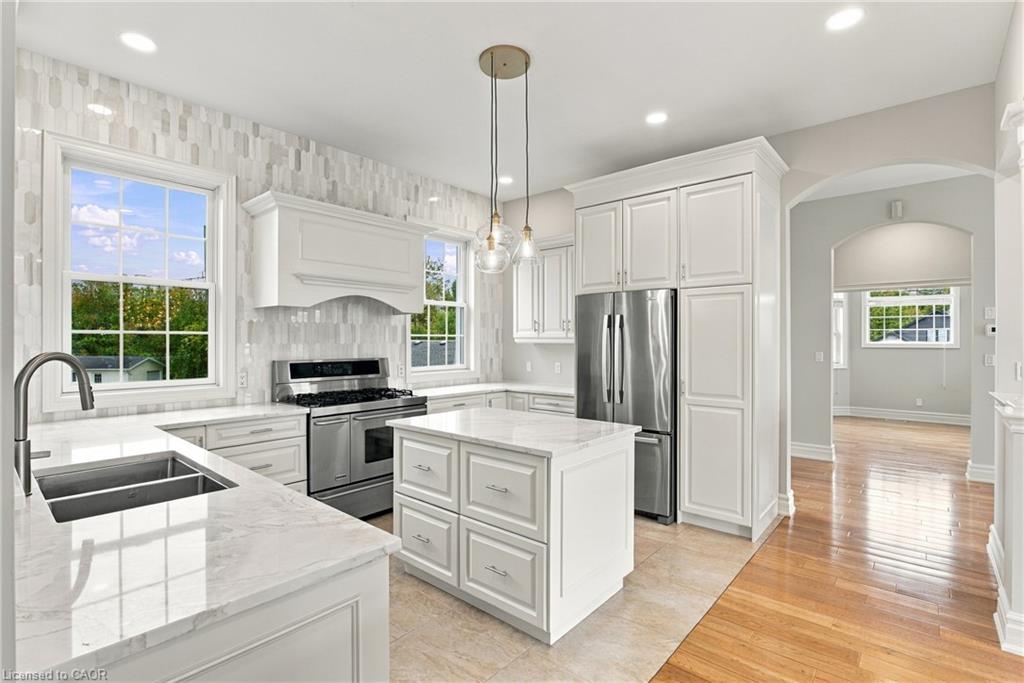 4069 Niagara River Parkway Property Photo 12
