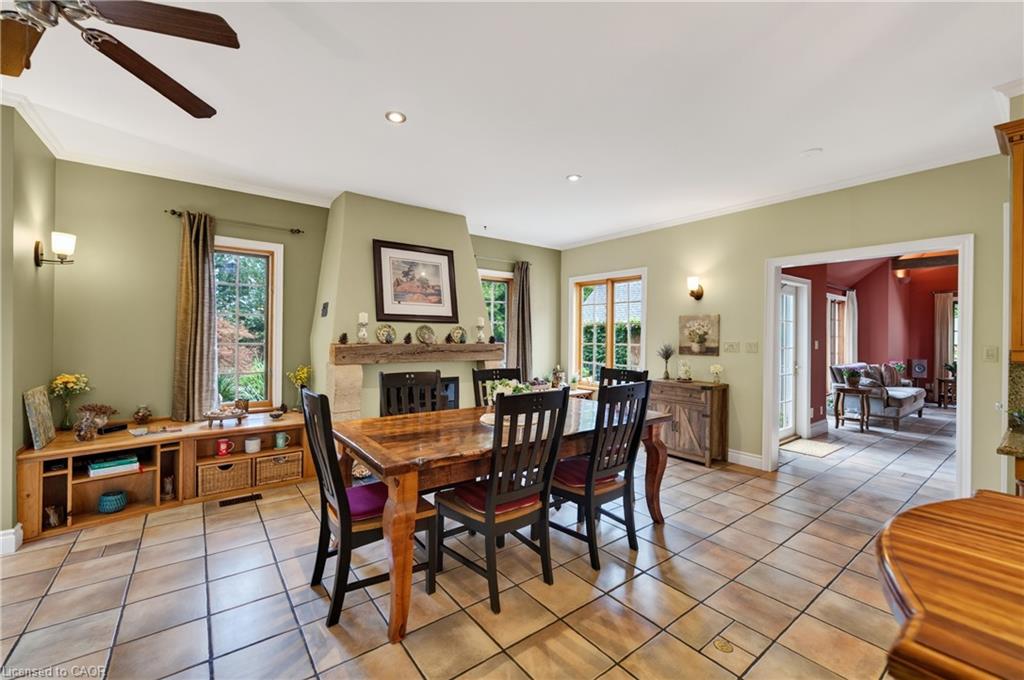 169 John Street W Property Photo 13