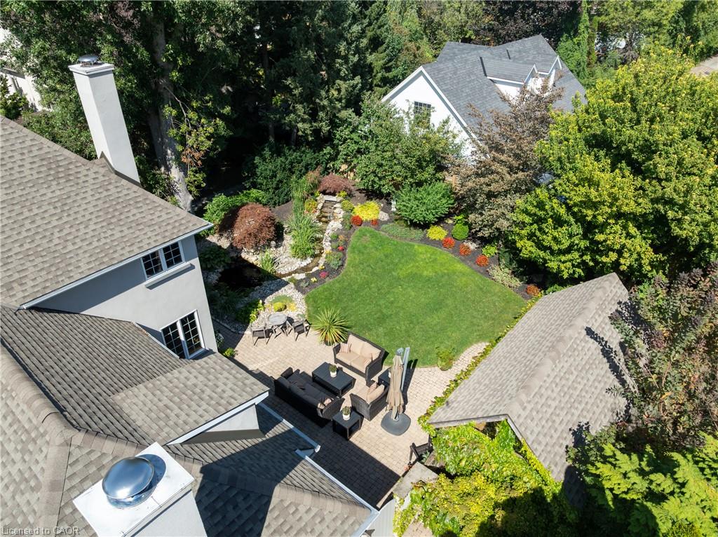 169 John Street W Property Photo 37