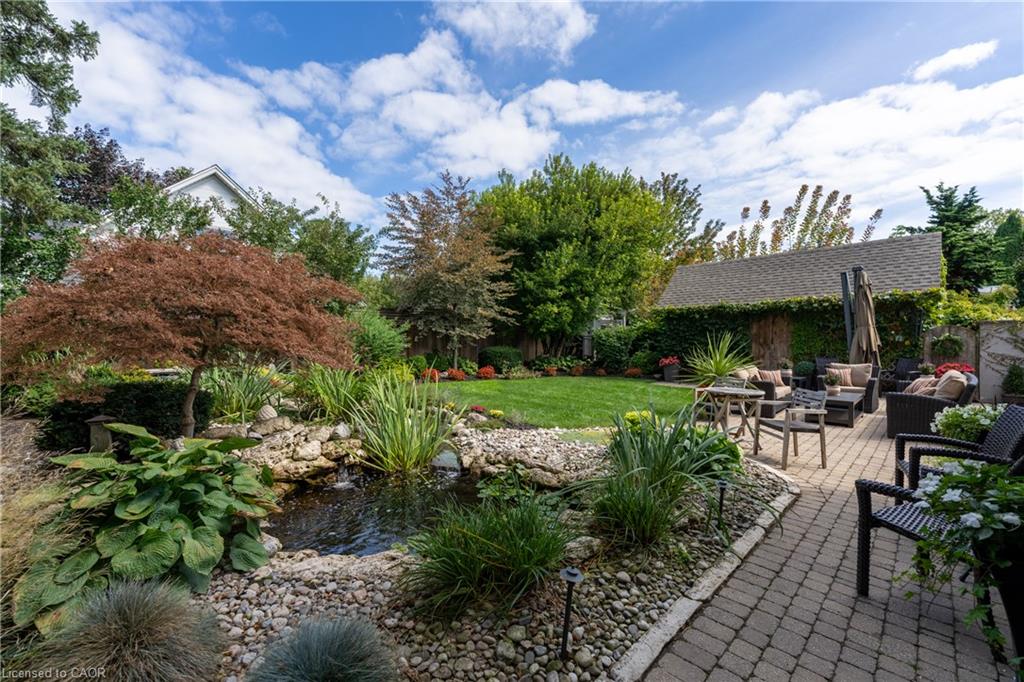 169 John Street W Property Photo 45