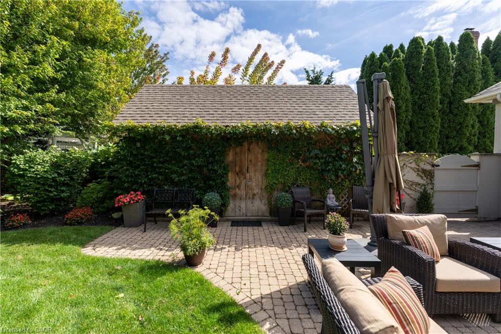 169 John Street W Property Photo 48