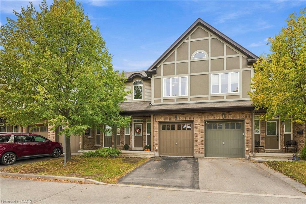 1076 Ryckman Common Property Photo 1