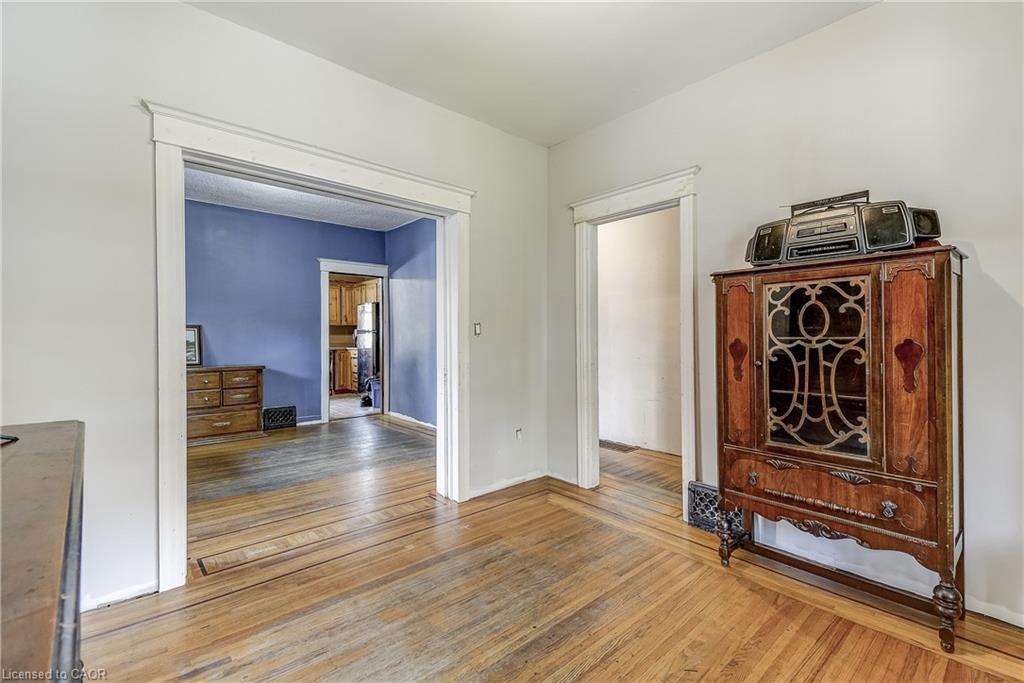11 Elm Street Property Photo 9