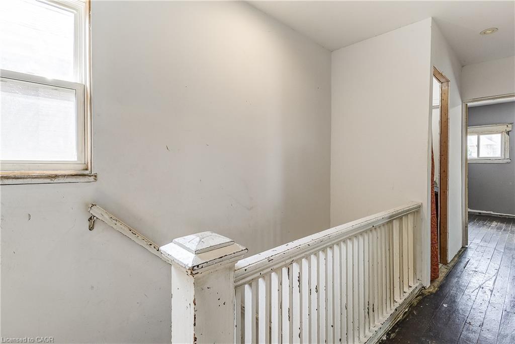 11 Elm Street Property Photo 17