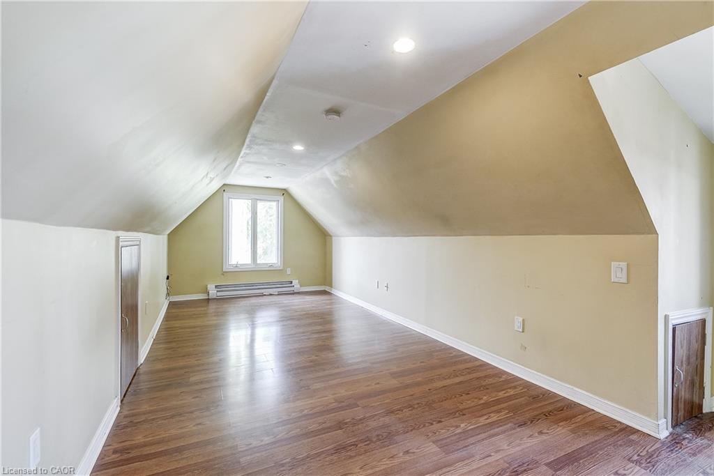 11 Elm Street Property Photo 25