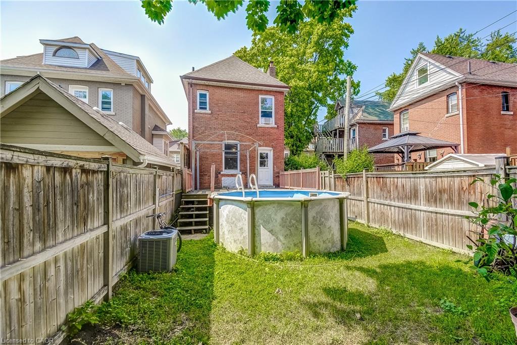 11 Elm Street Property Photo 28