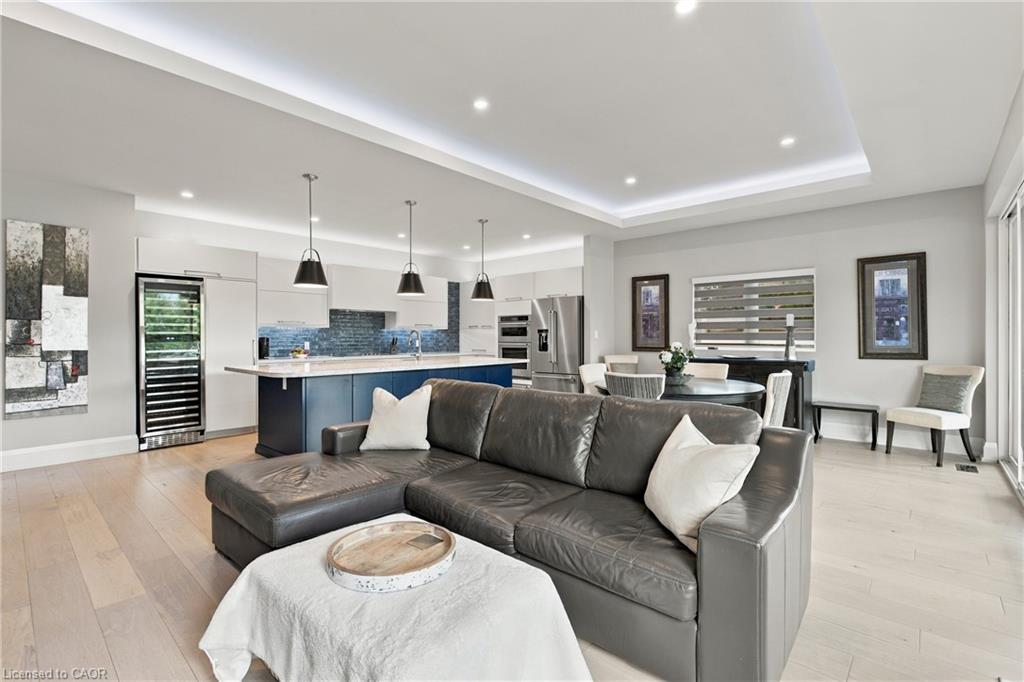 2 Fedorkow Lane Property Photo 17