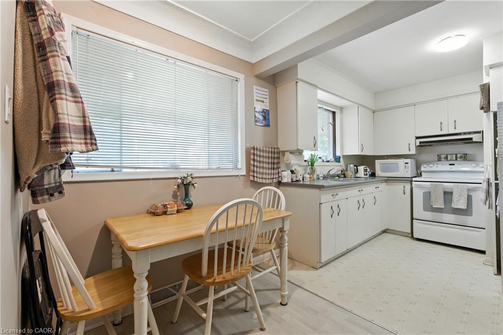 34 Shotwell Street Property Photo 4
