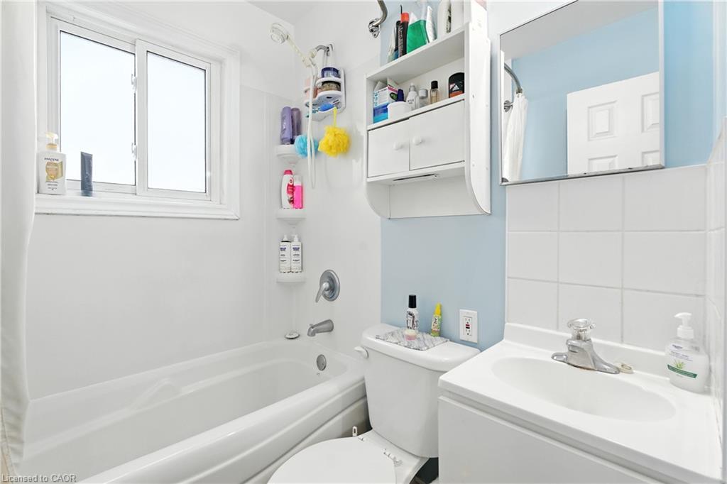 34 Shotwell Street Property Photo 6