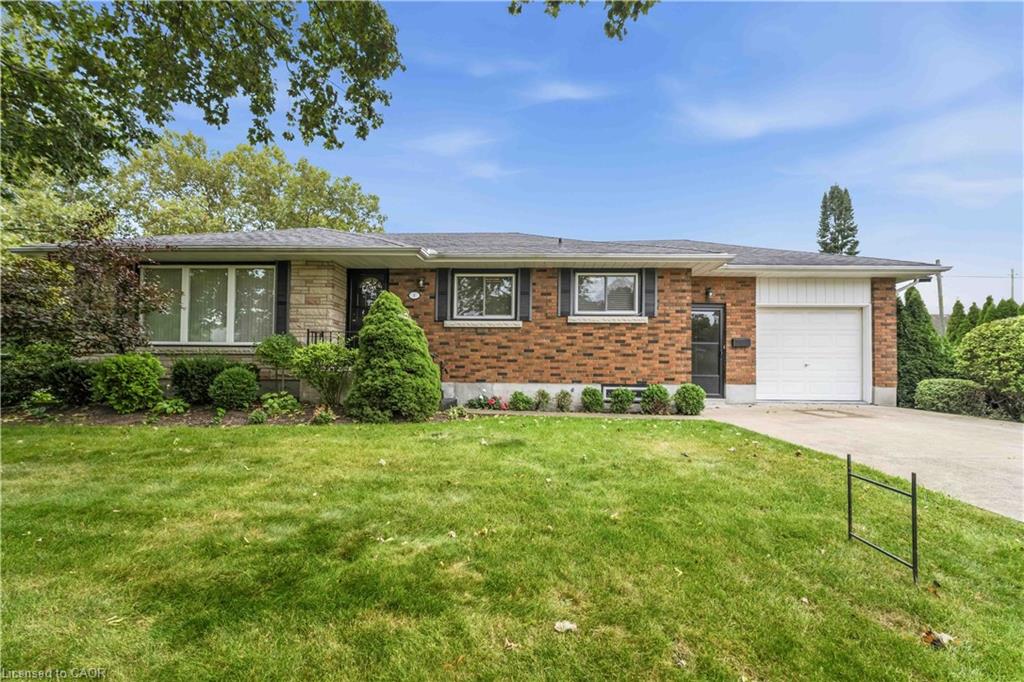 4 Regina Avenue Property Photo 2
