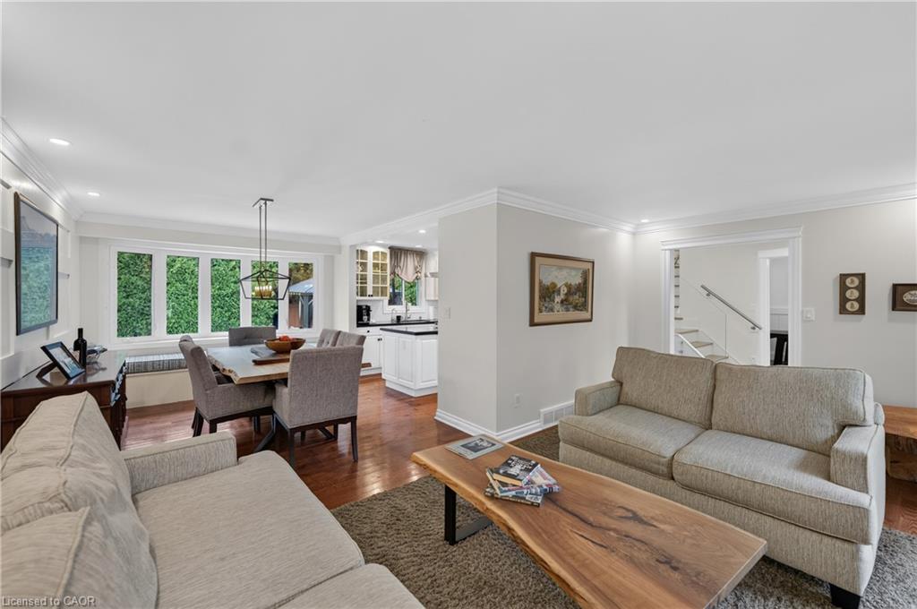 5 Tottenham Court Property Photo 11
