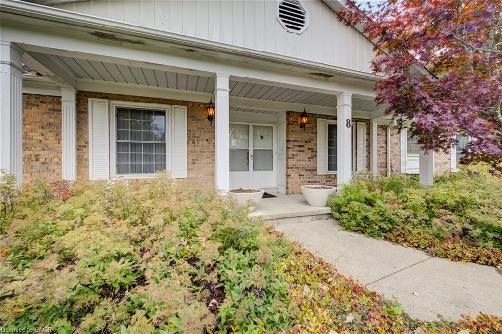 8 Granbridge Drive Property Photo 4