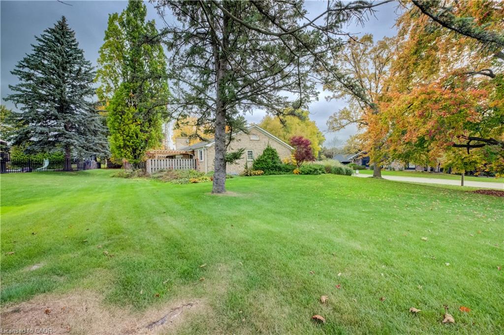8 Granbridge Drive Property Photo 35