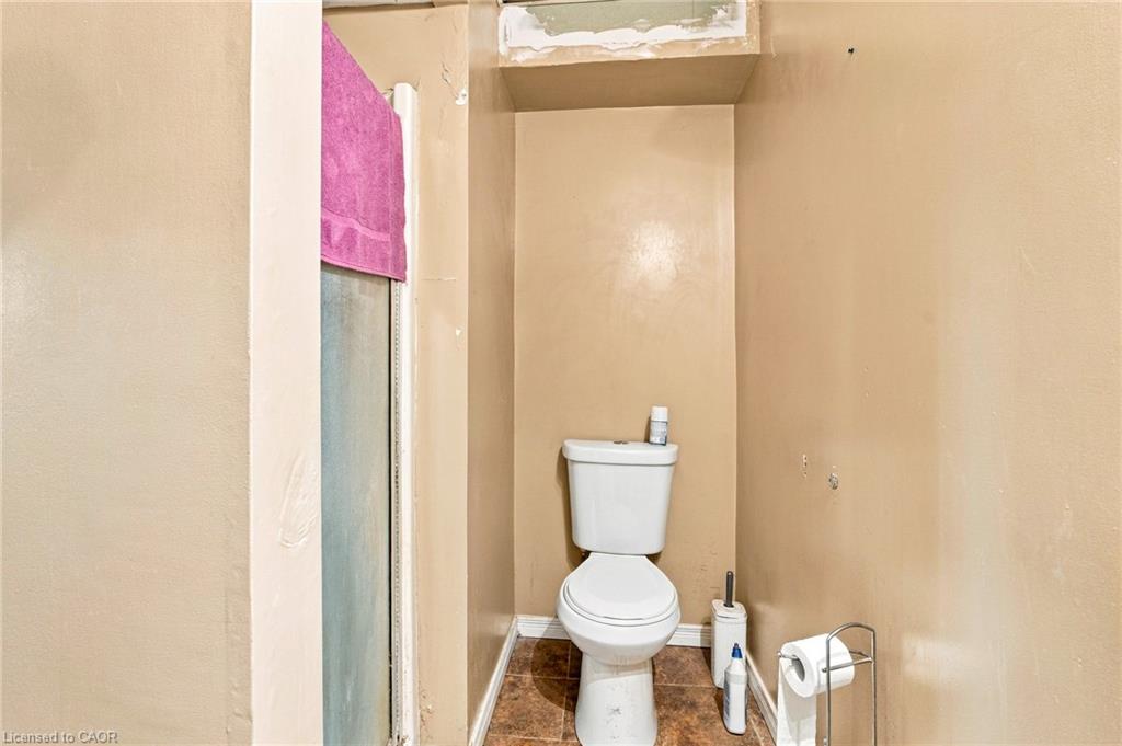 170 Sunset Boulevard Property Photo 26