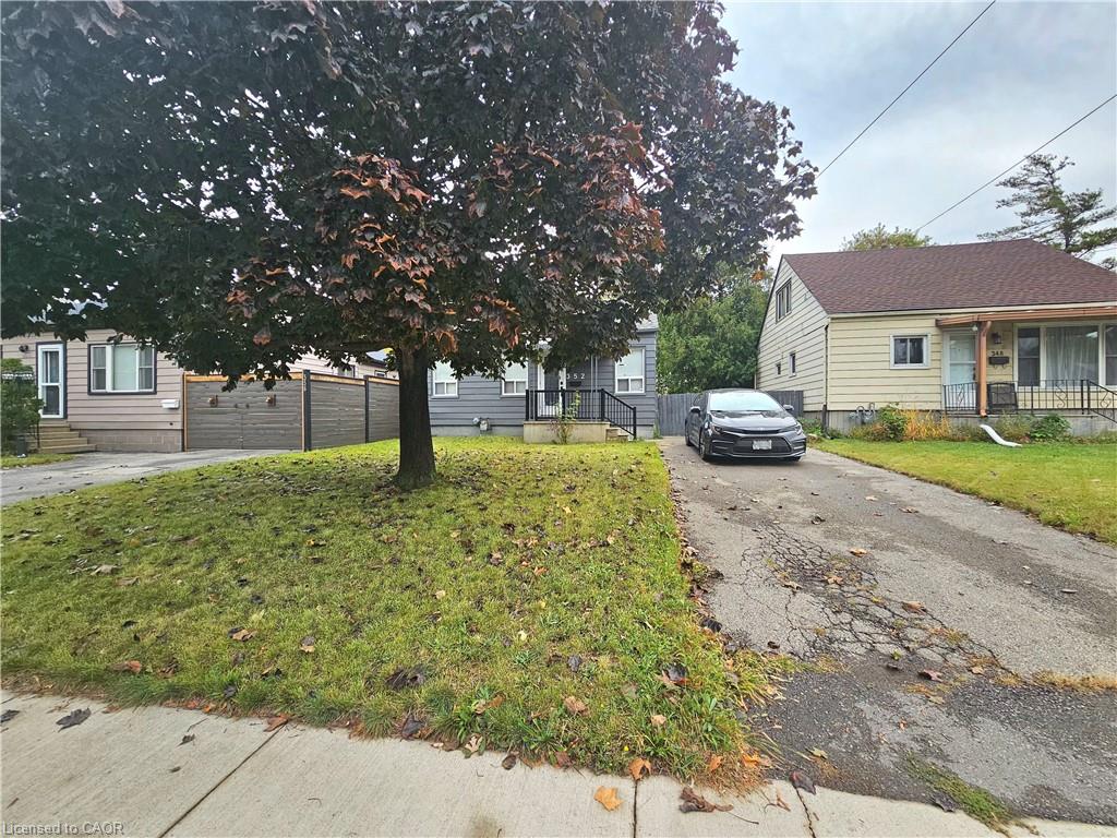 352 Weir Street N Property Photo 1
