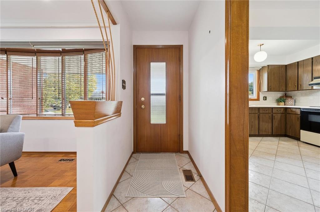 27 Palermo Crescent Property Photo 7
