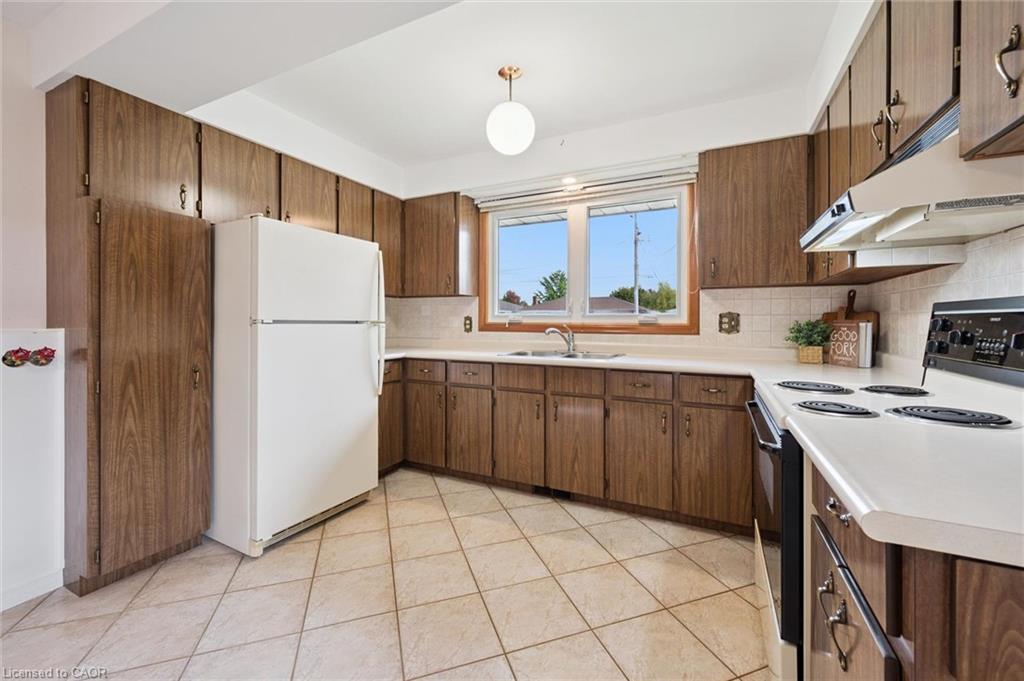 27 Palermo Crescent Property Photo 14