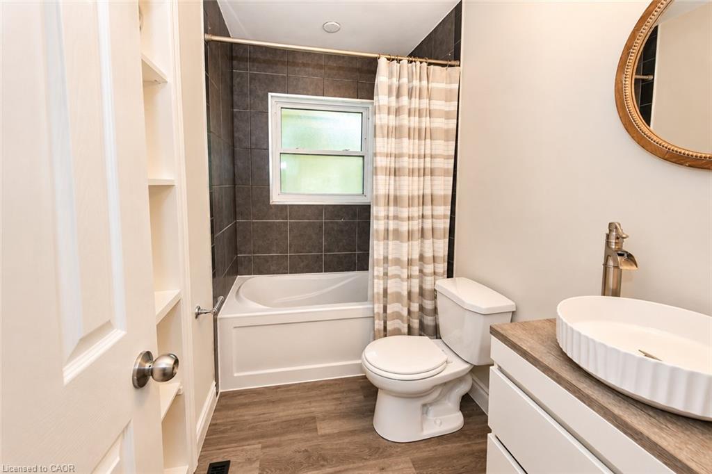 242 Chestnut Street S Property Photo 7