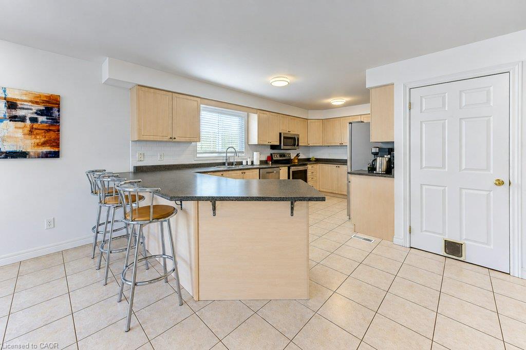88 Decaro Crescent Property Photo 16