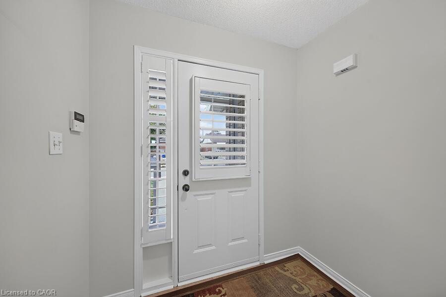 166 Toby Crescent Property Photo 2