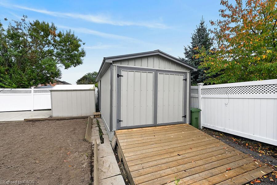 166 Toby Crescent Property Photo 26