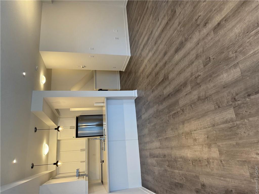 125-61 Soho Street Property Photo 4