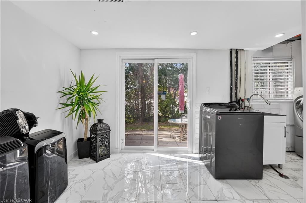 6 Ellerslie Road Property Photo 32